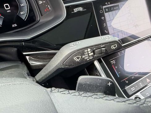 Used 2023 Audi Q7 2.0T Premium w/ Towing Package image 30