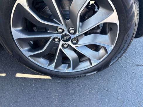 Used 2021 Lincoln Nautilus Reserve AWD/4WD image 35