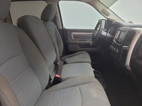 Used 2019 RAM 1500 Classic SLT RWD image 21