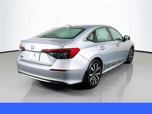 Certified 2022 Honda Civic EX image 11