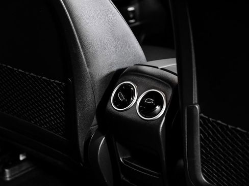 Used 2023 Mercedes-Benz EQB 250+ image 38