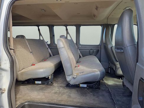 Used 2019 Chevrolet Express 3500 LT w/ LT Preferred Equipment Group image 14