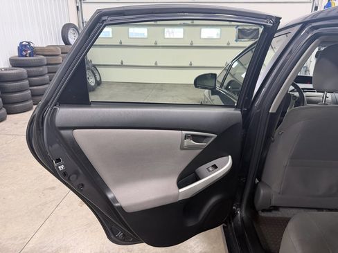 Used 2012 Toyota Prius Three image 40