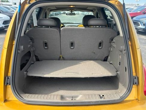 Used 2002 Chrysler PT Cruiser Limited FWD image 9