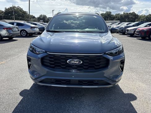 Used 2023 Ford Escape ST-Line Elite w/ Premium Technology Package AWD/4WD image 8
