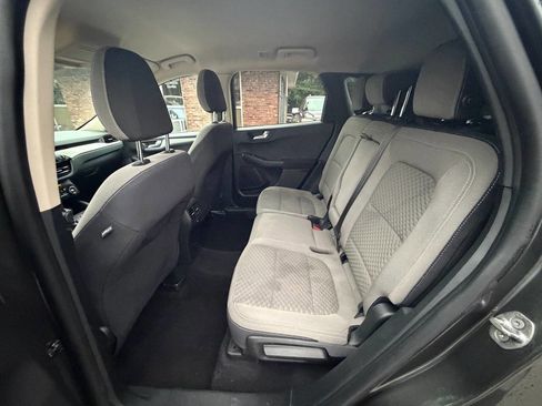 Used 2020 Ford Escape SE FWD image 13