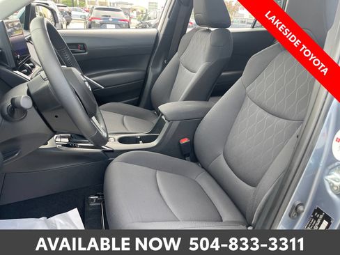 Certified 2023 Toyota Corolla Cross LE w/ Moonroof Package FWD image 28