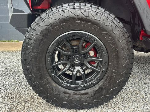Used 2016 Jeep Wrangler Unlimited Sport w/ Quick Order Package 24S AWD/4WD image 12