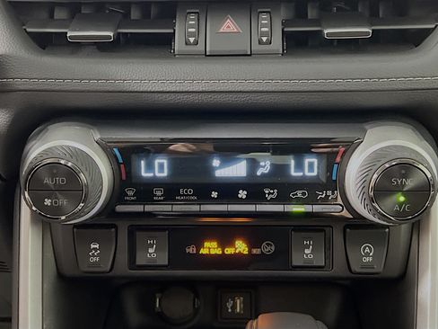 Used 2025 Toyota RAV4 XLE Premium w/ Weather Package FWD image 26