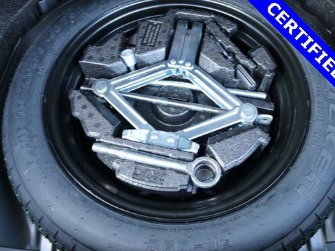 Used 2025 Subaru Crosstrek 2.0i Premium image 14