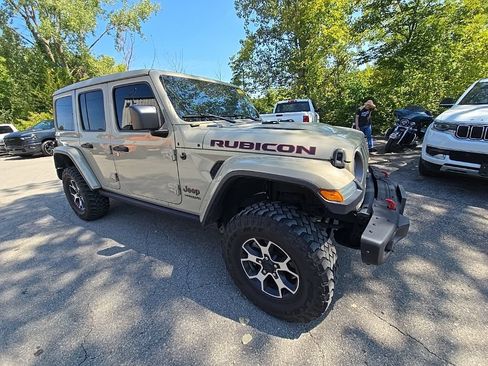 Used 2022 Jeep Wrangler Unlimited Rubicon w/ Steel Bumper Group AWD/4WD image 10