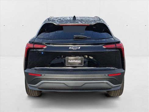 New 2025 Chevrolet Blazer EV LT image 6