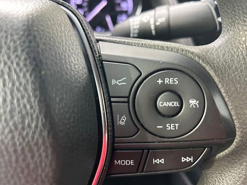 Used 2020 Toyota Camry LE FWD image 20