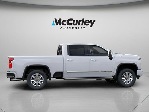 New 2025 Chevrolet Silverado 2500 High Country w/ High Country Premium Package AWD/4WD image 29