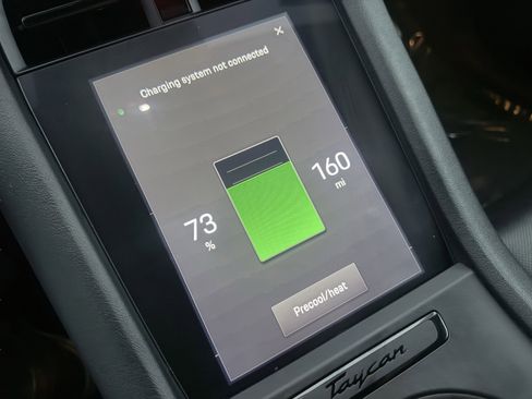 Used 2023 Porsche Taycan image 58