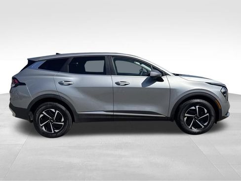 Used 2023 Kia Sportage LX AWD/4WD image 4