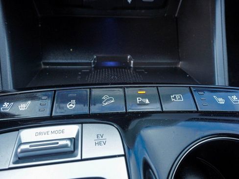 Used 2024 Hyundai Tucson Limited image 24