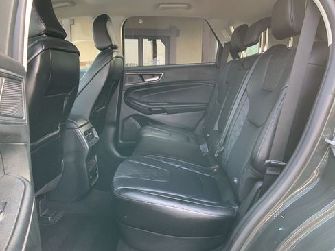 Used 2024 Ford Edge Titanium AWD/4WD image 16