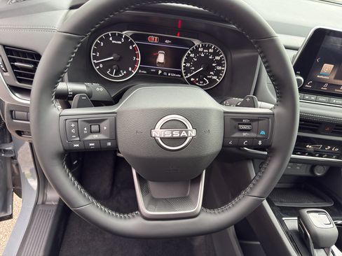 New 2026 Nissan Rogue SV w/ Cold Weather Package AWD/4WD image 16