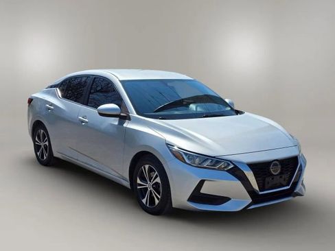 Used 2021 Nissan Sentra SV image 3