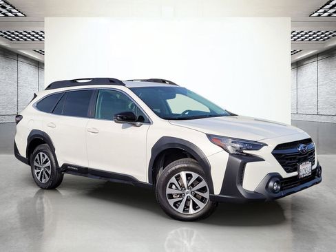 Certified 2024 Subaru Outback Premium image 2