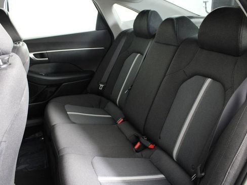 Used 2020 Hyundai Sonata SE w/ Cargo Package image 18