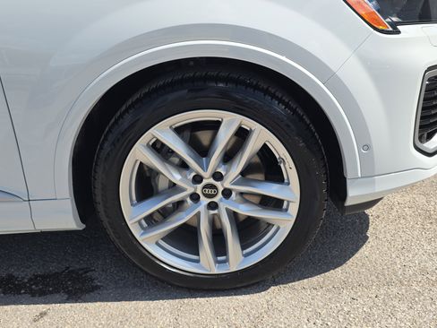 New 2025 Audi Q7 Premium Plus image 34