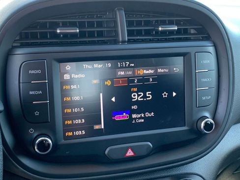 Used 2025 Kia Soul LX w/ LX Technology Package image 20