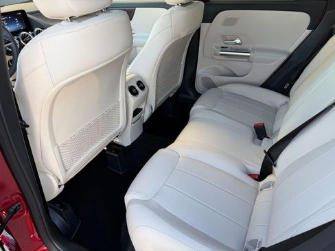 New 2026 Mercedes-Benz GLA 250 GLA 250 image 15