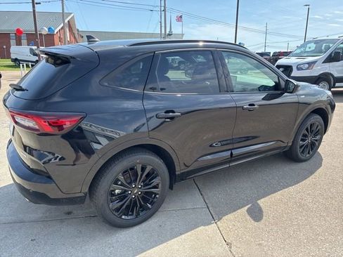 New 2026 Ford Escape ST-Line Elite w/ Equipment Group 501A AWD/4WD image 7