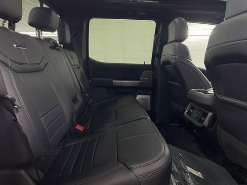 New 2025 Ford F250 Platinum image 28