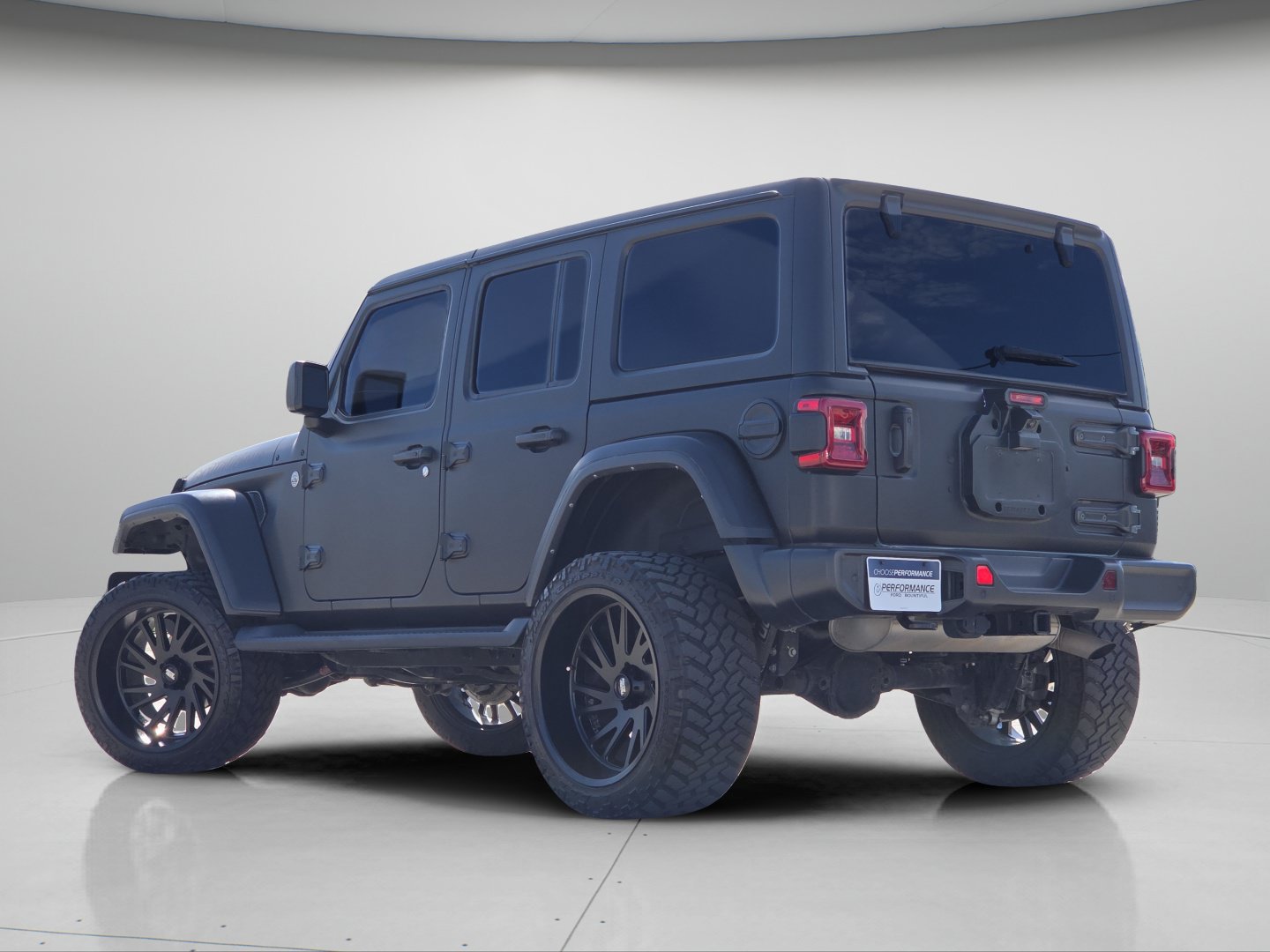 Used 2024 Jeep Wrangler Unlimited Sahara w/ Technology Group AWD/4WD image 22