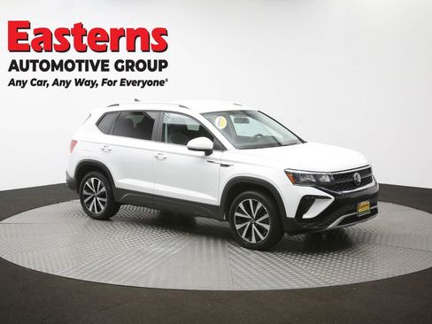 Used 2022 Volkswagen Taos SE AWD/4WD image 47