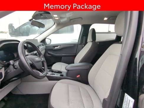 Used 2023 Ford Escape Active w/ Tech Pack #2 AWD/4WD image 6