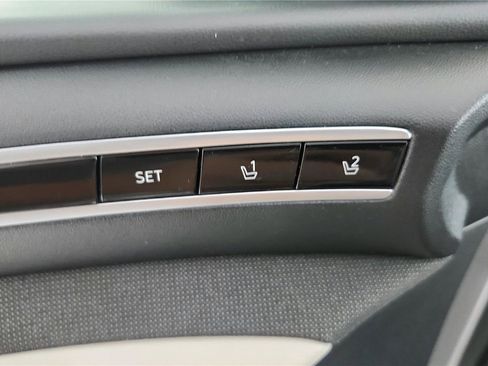 Used 2024 Hyundai Tucson Limited AWD/4WD image 13