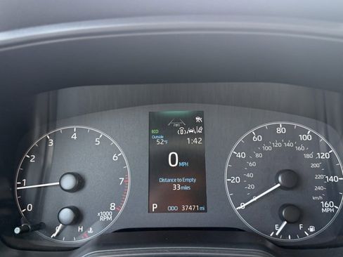 Used 2024 Toyota Corolla SE image 15