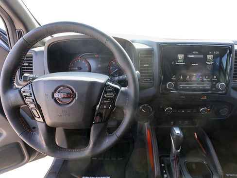 Used 2024 Nissan Frontier PRO-4X w/ Technology Package AWD/4WD image 14