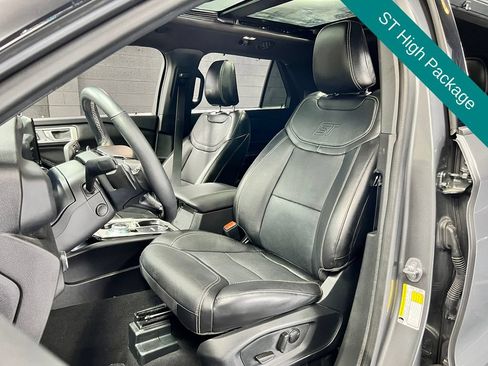 Used 2024 Ford Explorer ST w/ Equipment Group 401A AWD/4WD image 7