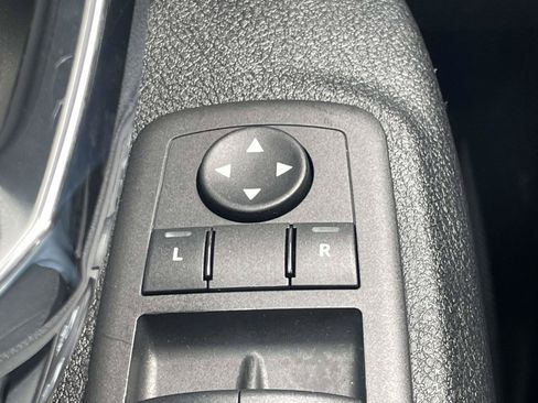Used 2024 RAM 1500 Classic SLT AWD/4WD image 24