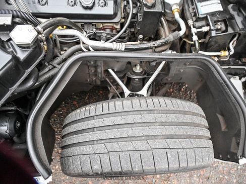 Used 1995 Chevrolet Corvette Coupe RWD image 35