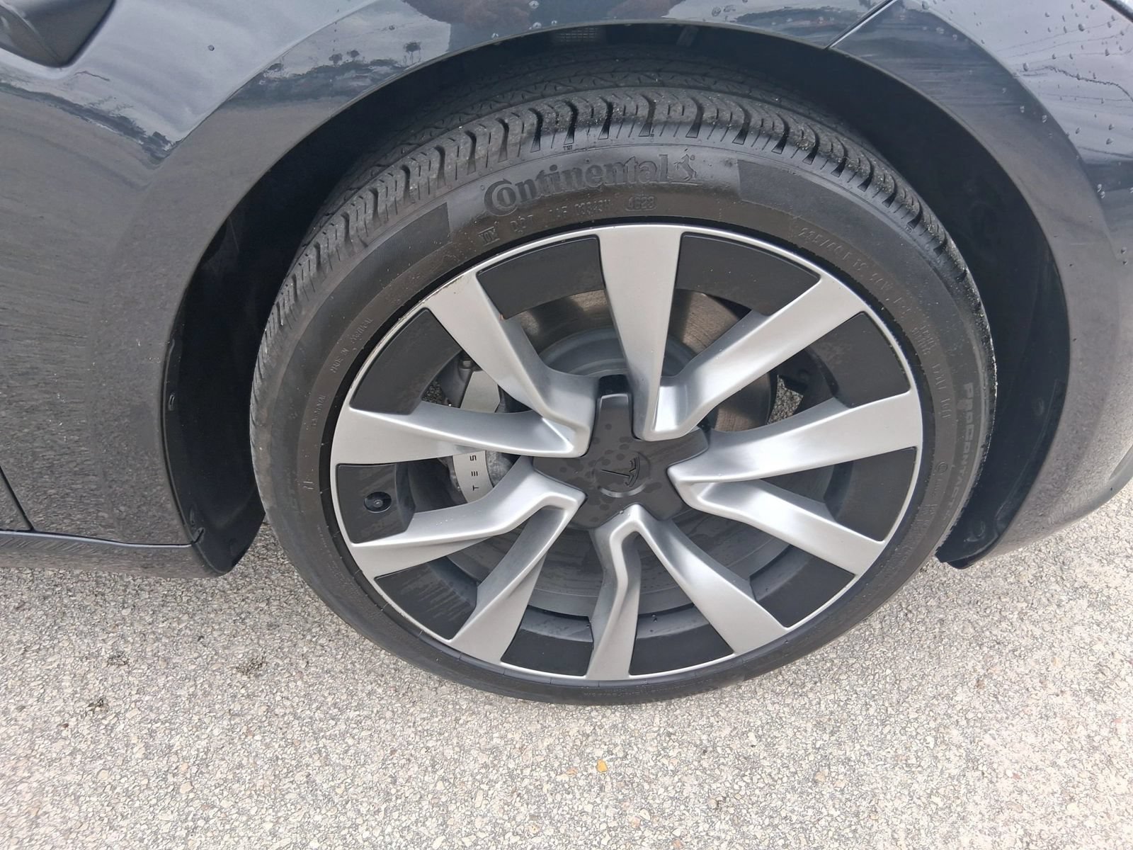 Used 2024 Tesla Model 3 Long Range AWD/4WD image 17