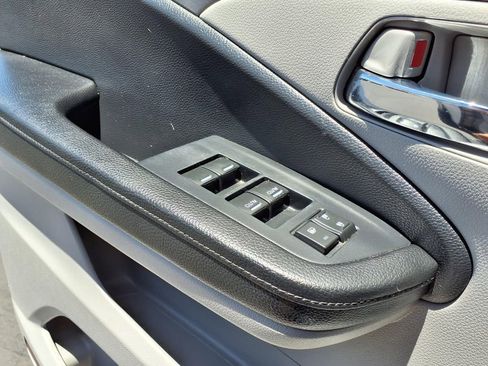 Used 2021 Honda Pilot EX image 27