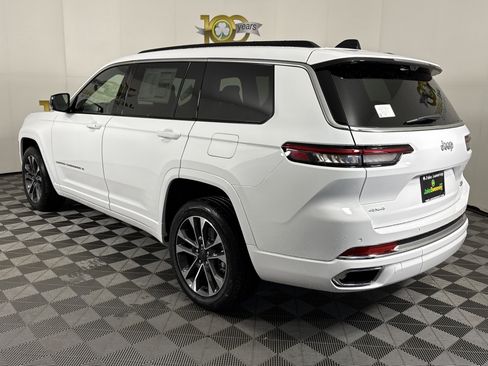 New 2025 Jeep Grand Cherokee L Overland w/ Advanced Protech Group III image 5