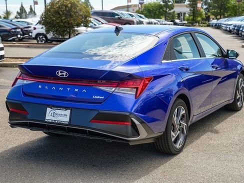 New 2026 Hyundai Elantra Limited w/ Cargo Package FWD image 5