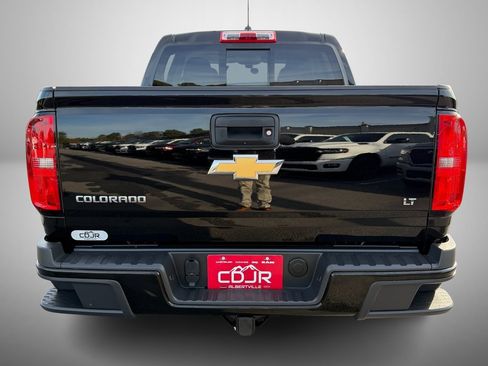 Used 2016 Chevrolet Colorado LT w/ LT Convenience Package image 7