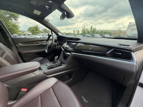 Used 2021 Cadillac XT6 Premium Luxury AWD/4WD image 34