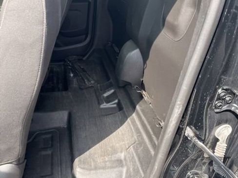 Used 2022 Chevrolet Colorado LT w/ Fleet Safety Package image 14