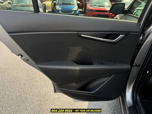 Used 2026 Kia Niro LX FWD image 24