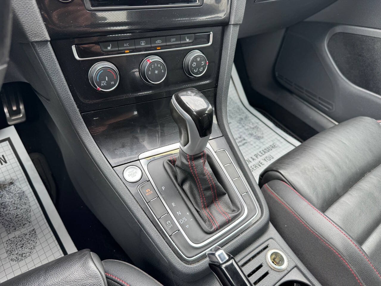 Used 2016 Volkswagen GTI SE w/ Lighting Package (SEL) FWD image 37