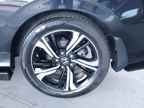 Used 2016 Honda Civic Touring image 11